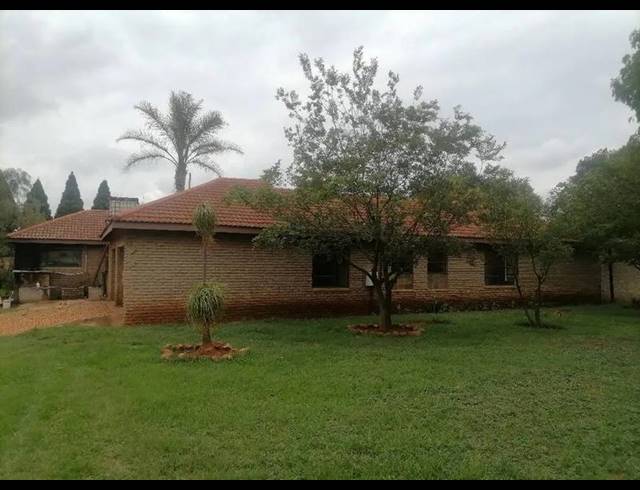 FARM FOR SALE IN RANDFONTEIN